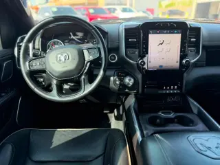 2022 RAM 1500 Laramie Crew Cab SWB 4WD