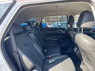 2024 Kia Sorento S 2WD