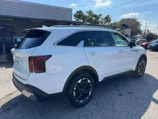2024 Kia Sorento S 2WD