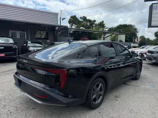 2025 Kia K4 LX