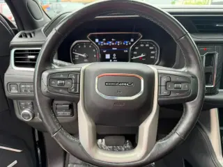 2021 GMC Yukon XL Denali 4WD