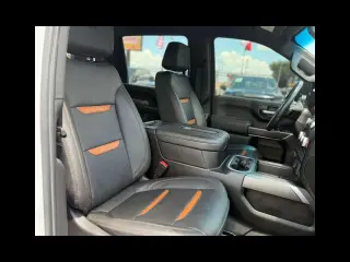2022 GMC Sierra 2500HD AT4 Crew Cab 4WD