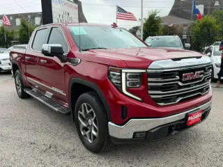 2022 GMC Sierra 1500 SLT Crew Cab 4WD