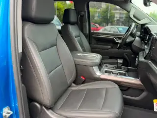 2022 Chevrolet Silverado 1500 LTZ Crew Cab 4WD