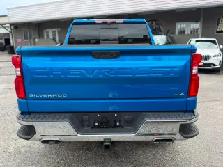2022 Chevrolet Silverado 1500 LTZ Crew Cab 4WD