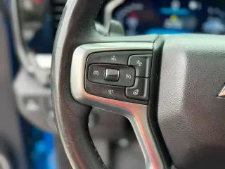 2022 Chevrolet Silverado 1500 LTZ Crew Cab 4WD