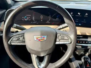2024 Cadillac XT4 Luxury