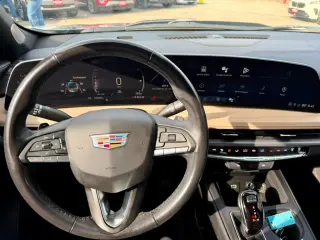 2024 Cadillac XT4 Luxury