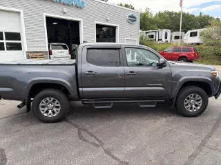 2019 Toyota Tacoma SR5 Double Cab Long Bed V6 6AT 4WD