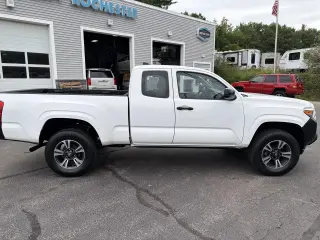2016 Toyota Tacoma SR5 Access Cab I4 6AT 2WD