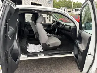 2016 Toyota Tacoma SR5 Access Cab I4 6AT 2WD