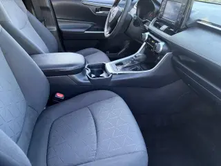 2020 Toyota RAV4 XLE AWD