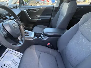 2020 Toyota RAV4 XLE AWD