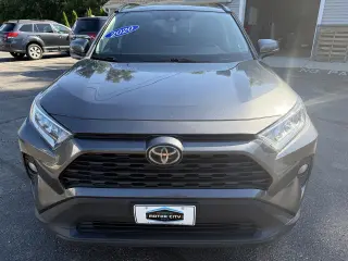 2020 Toyota RAV4 XLE AWD