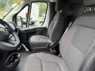 2025 RAM Promaster 2500 Low Roof