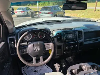 2016 RAM 2500 Tradesman Crew Cab LWB 4WD