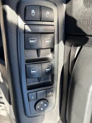 2015 RAM 1500 Tradesman Crew Cab SWB 4WD