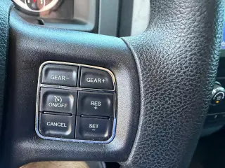 2015 RAM 1500 Tradesman Crew Cab SWB 4WD