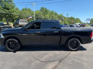 2015 RAM 1500 Tradesman Crew Cab SWB 4WD