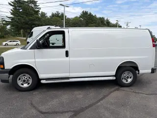 2025 GMC Savana G2500 Cargo