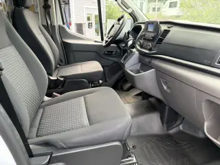 2025 Ford Transit 250 Van