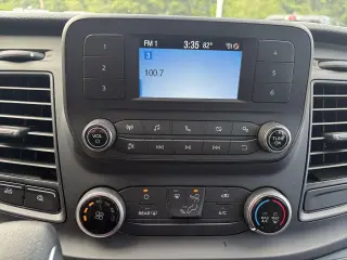 2025 Ford Transit 250 Van