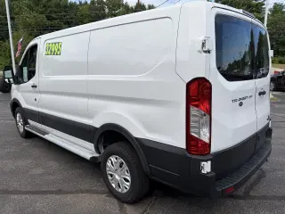 2025 Ford Transit 250 Van