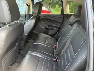 2017 Ford Escape Titanium 4WD