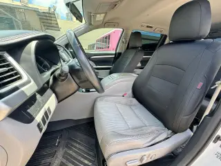2015 Toyota Highlander FWD 4dr V6 LE (Natl)