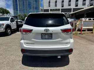 2015 Toyota Highlander FWD 4dr V6 LE (Natl)