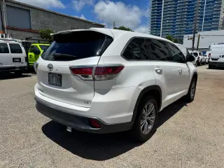 2015 Toyota Highlander FWD 4dr V6 LE (Natl)