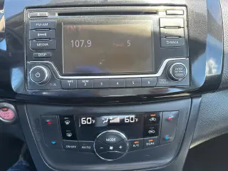 2018 Nissan Sentra SV CVT
