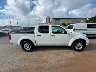 2019 Nissan Frontier Crew Cab 4x2 SV Auto