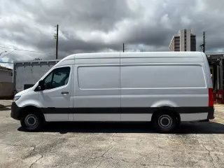 2019 Mercedes-Benz Sprinter Cargo Van 2500 High Roof V6 170" RWD