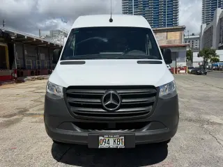 2019 Mercedes-Benz Sprinter Cargo Van 2500 High Roof V6 170" RWD