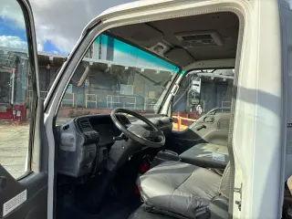 2003 Isuzu NPR HD