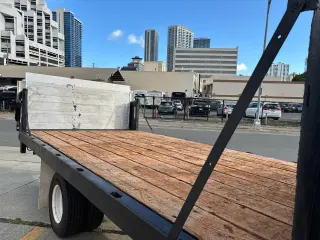 2003 Isuzu NPR HD