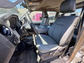 2013 Ford Super Duty F-250 SRW 4WD Crew Cab 156" Platinum
