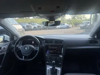 2019 Volkswagen e-Golf