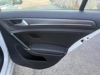 2019 Volkswagen e-Golf