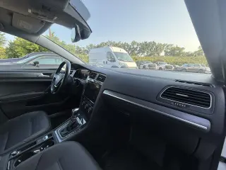 2019 Volkswagen e-Golf