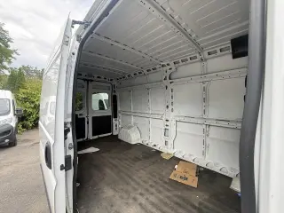 2023 RAM ProMaster Cargo Van