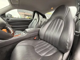 1998 Jaguar XK8