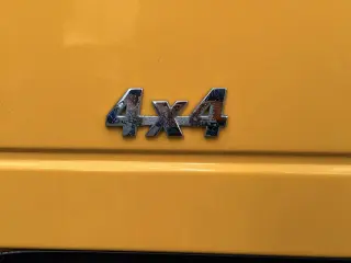 2003 HUMMER H2
