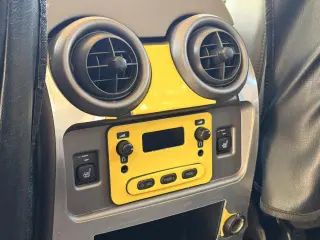 2003 HUMMER H2