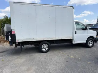 2021 Chevrolet Express Commercial Cutaway