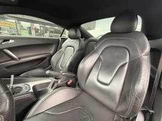 2012 Audi TT RS