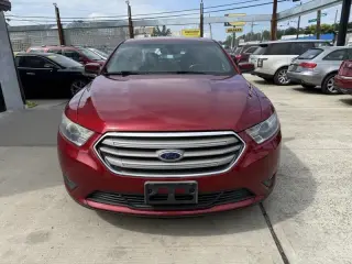 2014 Ford Taurus SEL FWD