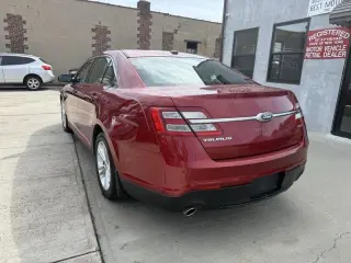 2014 Ford Taurus SEL FWD