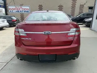 2014 Ford Taurus SEL FWD